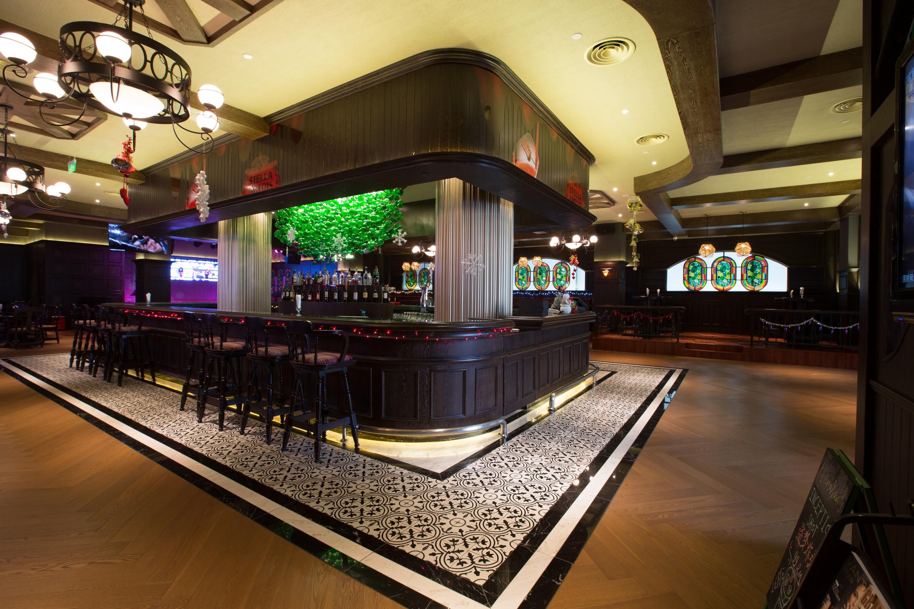 Bar