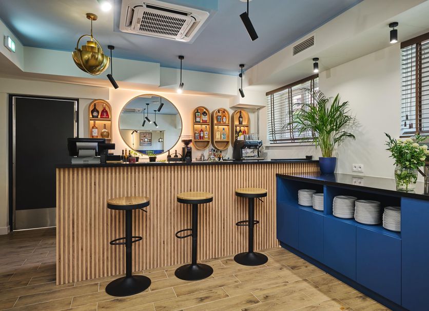 Bar Photo