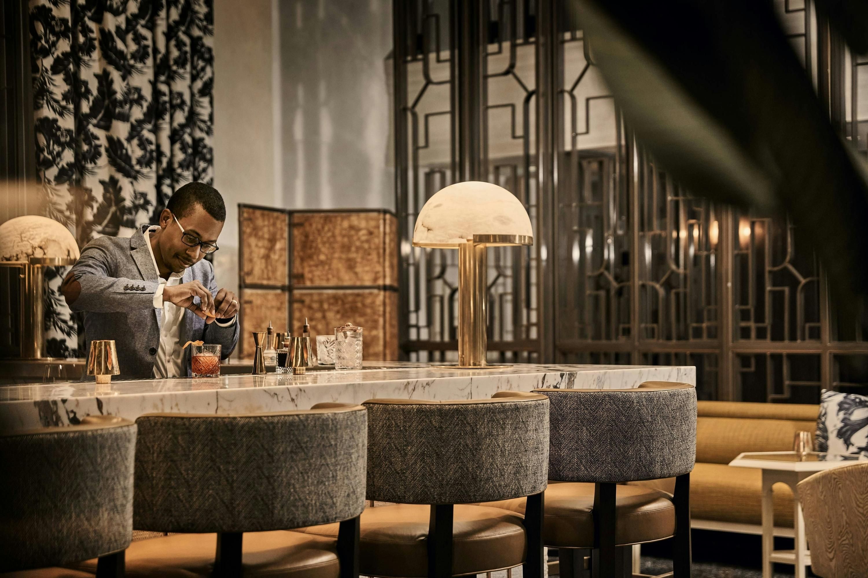 Bar