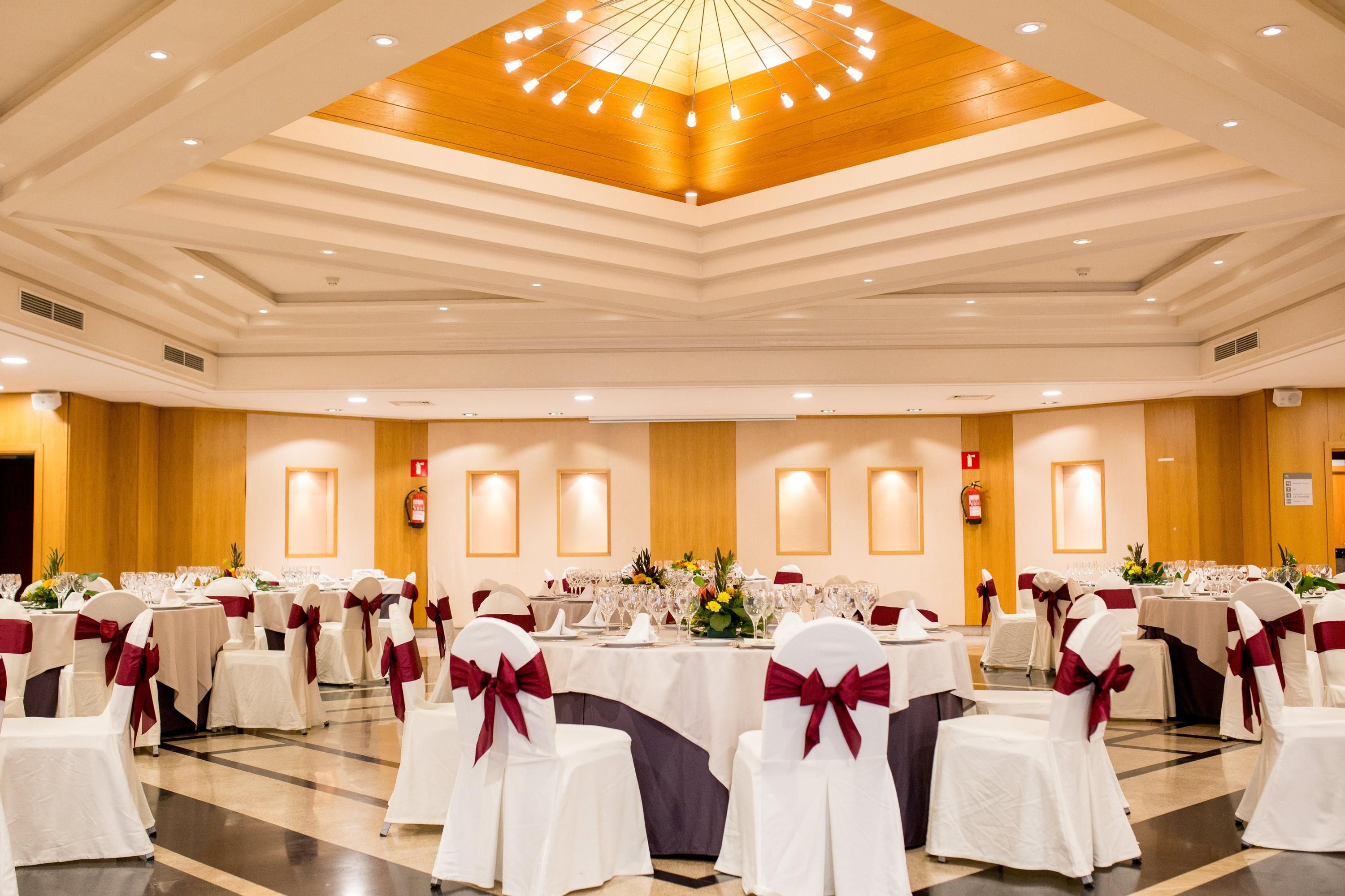 Banquet hall