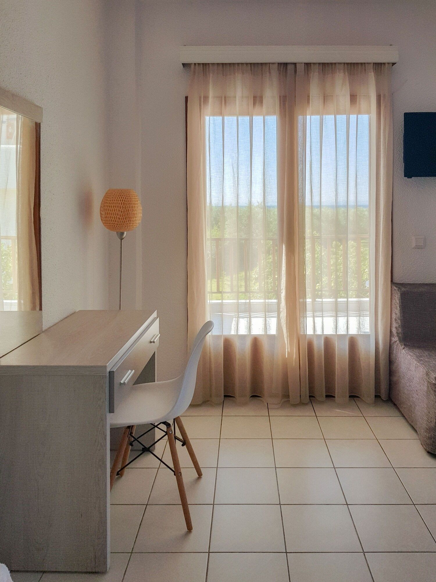 Room amenity