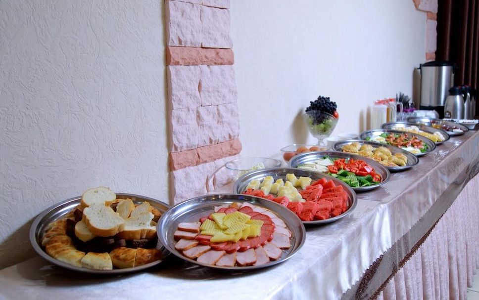 Buffet Photo