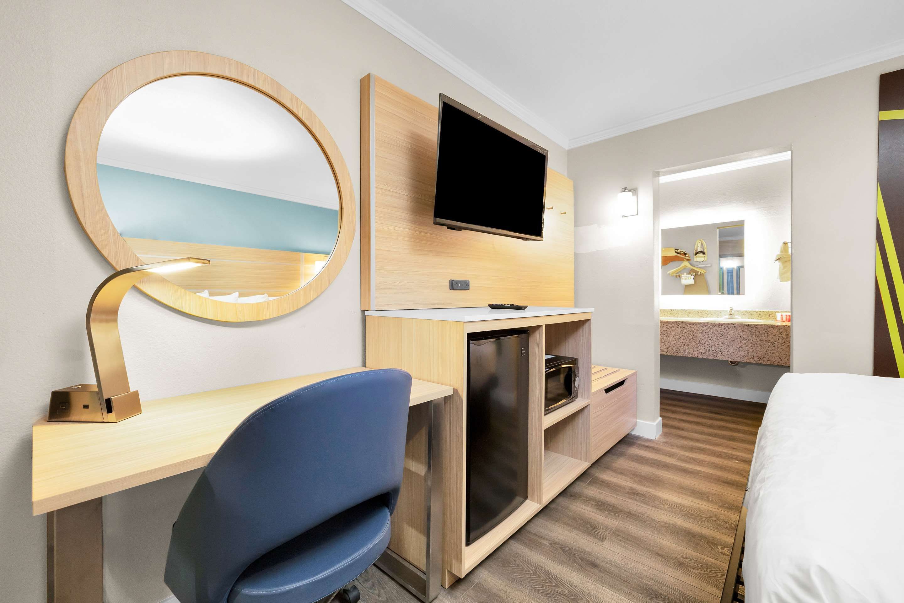 Room amenity