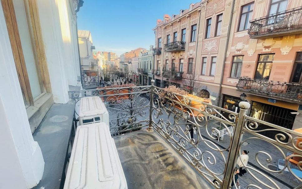 Balcony Photo