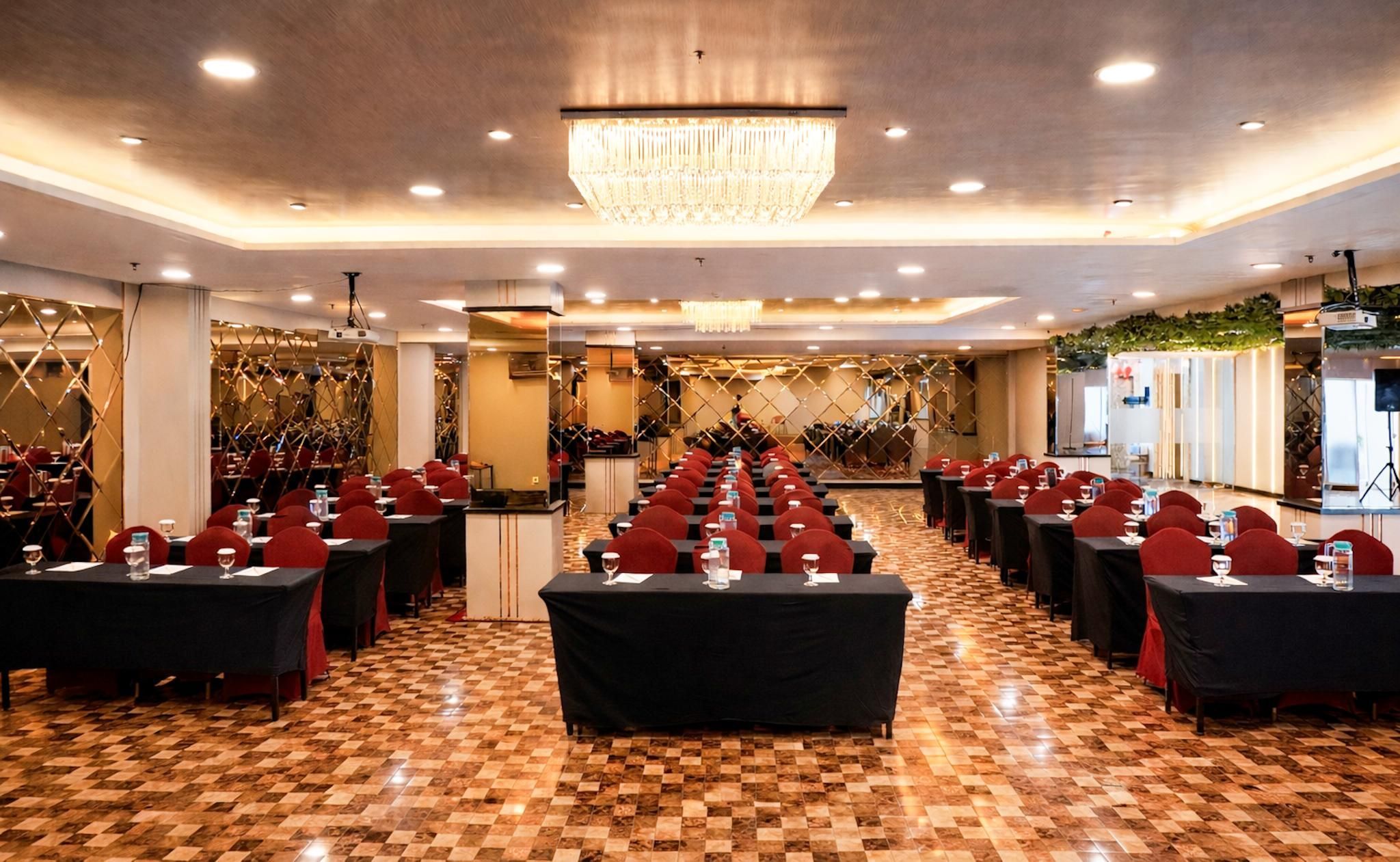 Banquet hall
