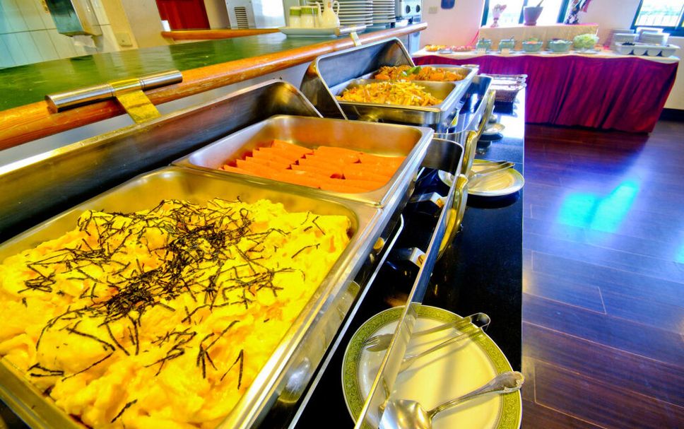Buffet Photo