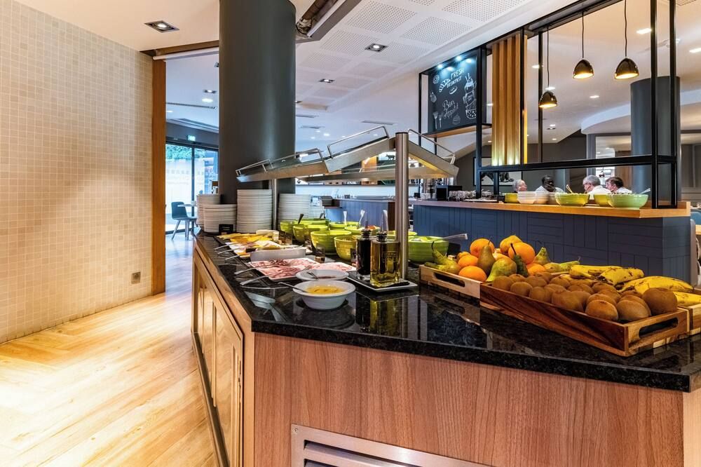 Buffet Photo