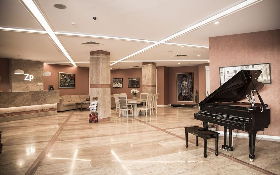 Lobby Photo