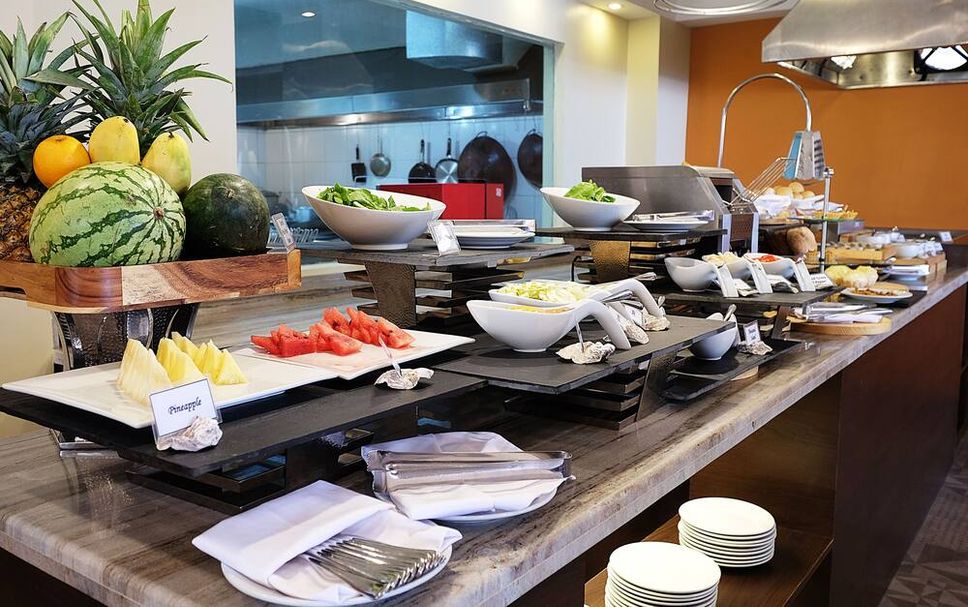 Buffet Photo