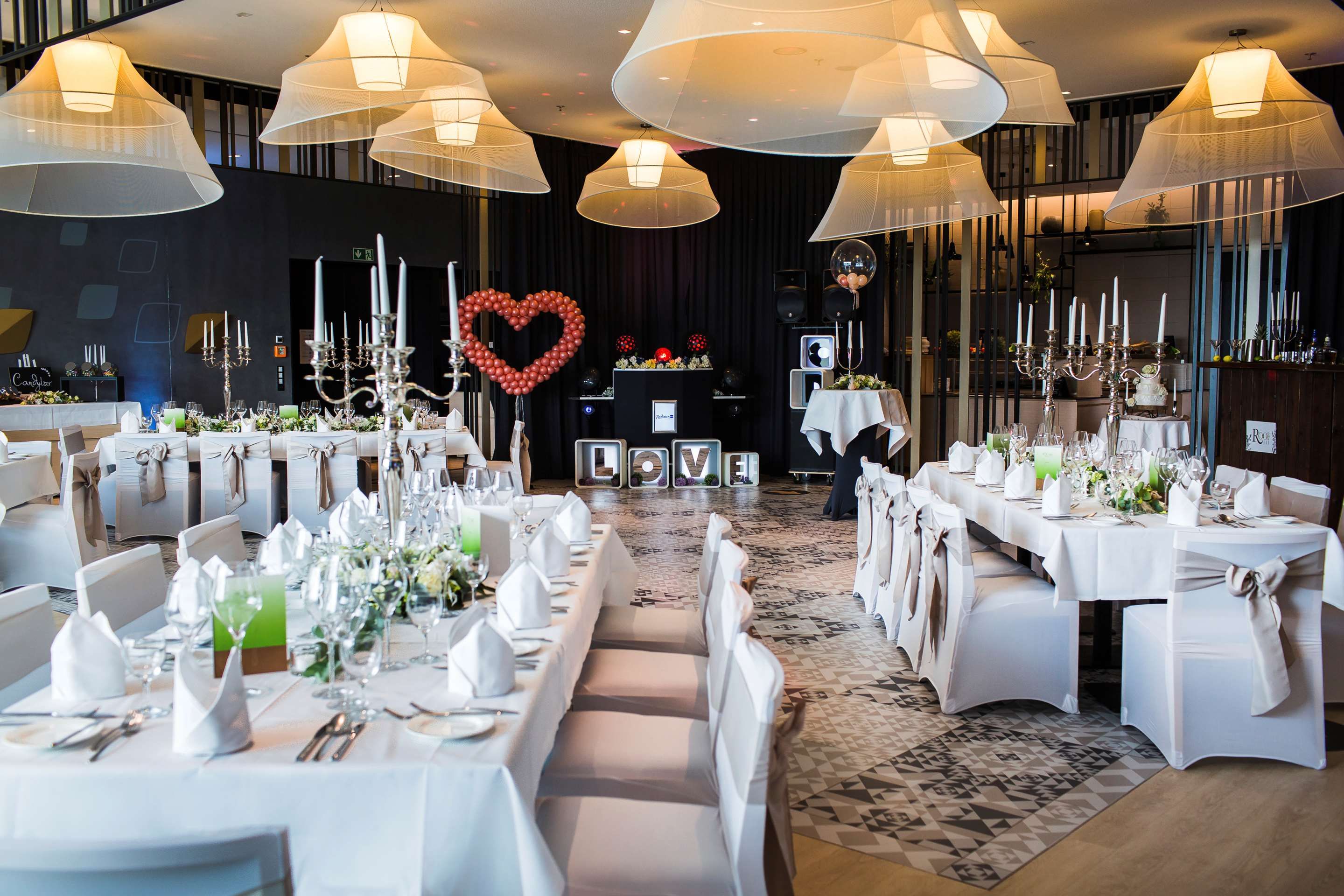 Banquet hall