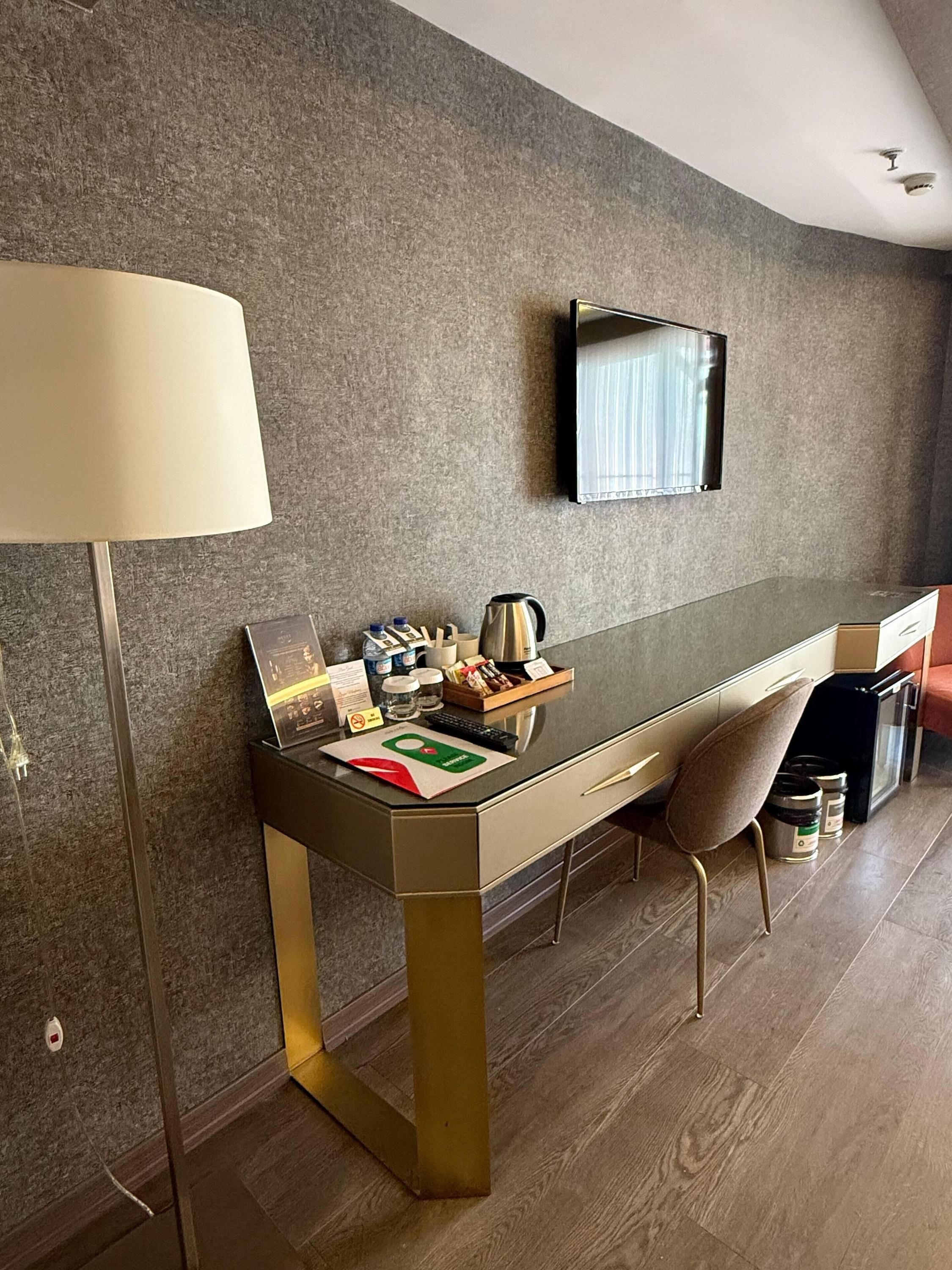 Room amenity