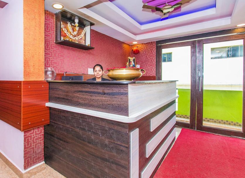 Front desk Photo