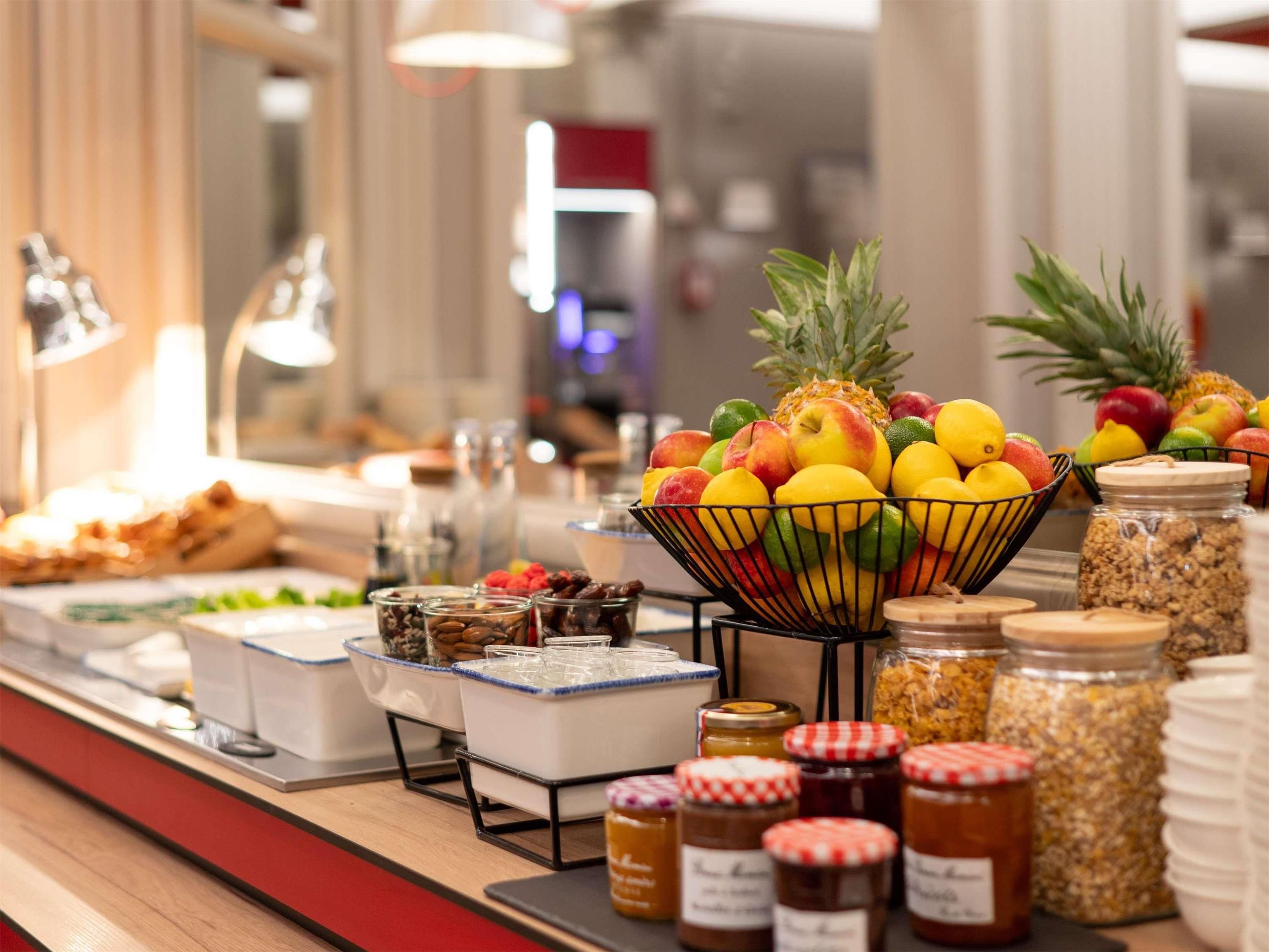 Buffet Photo