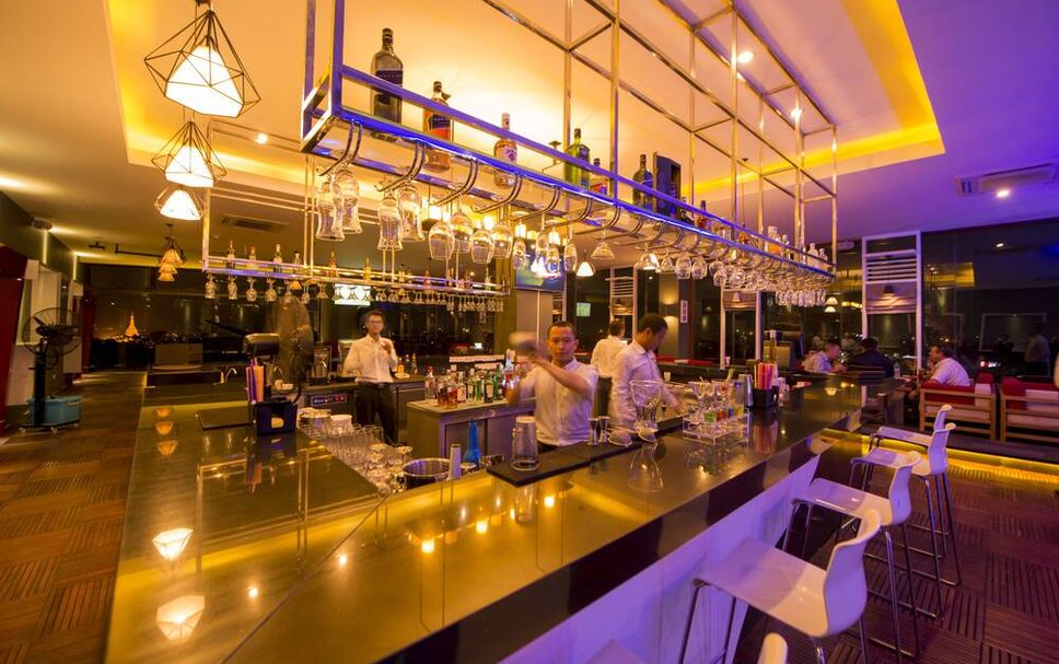 Bar Photo