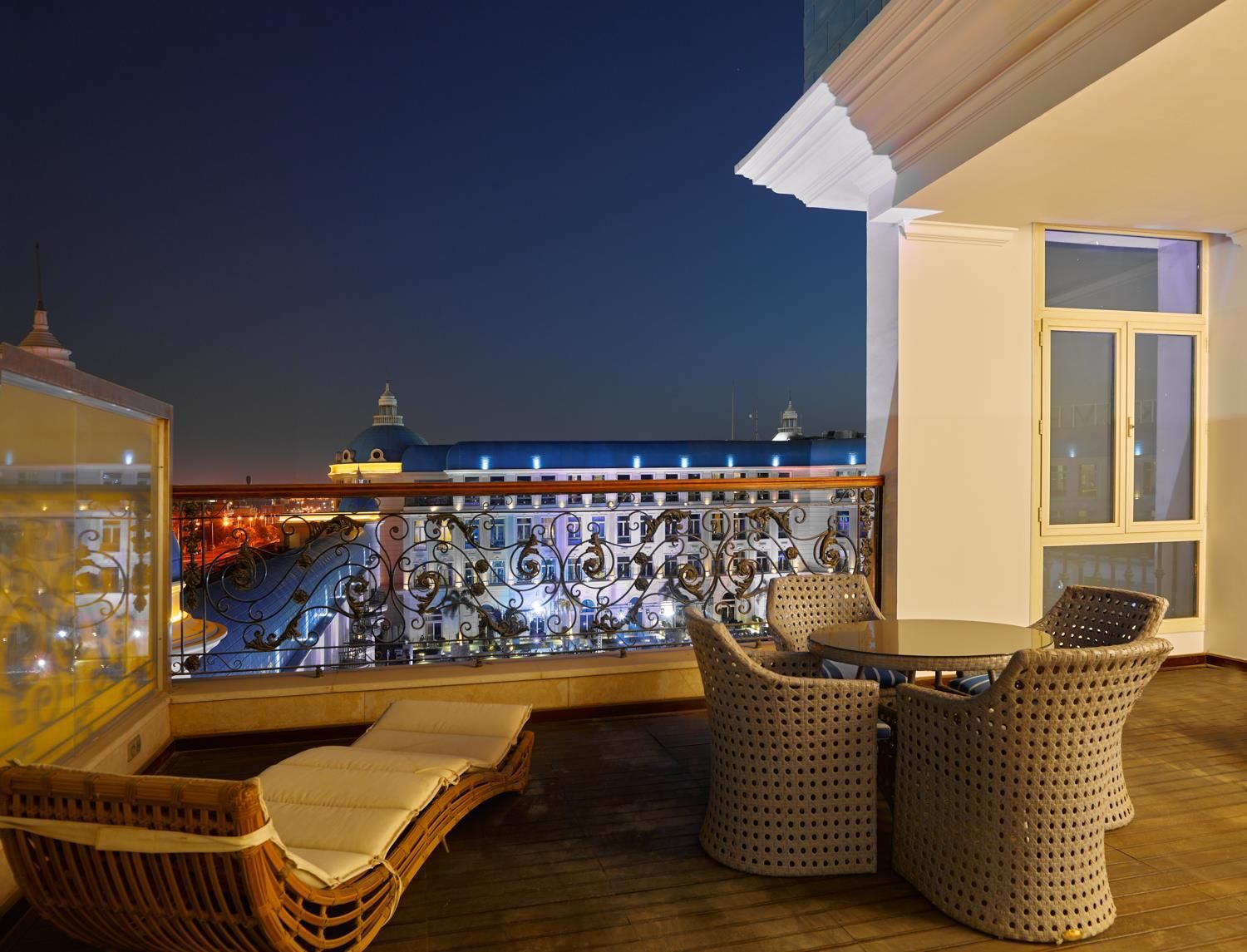 Balcony Photo