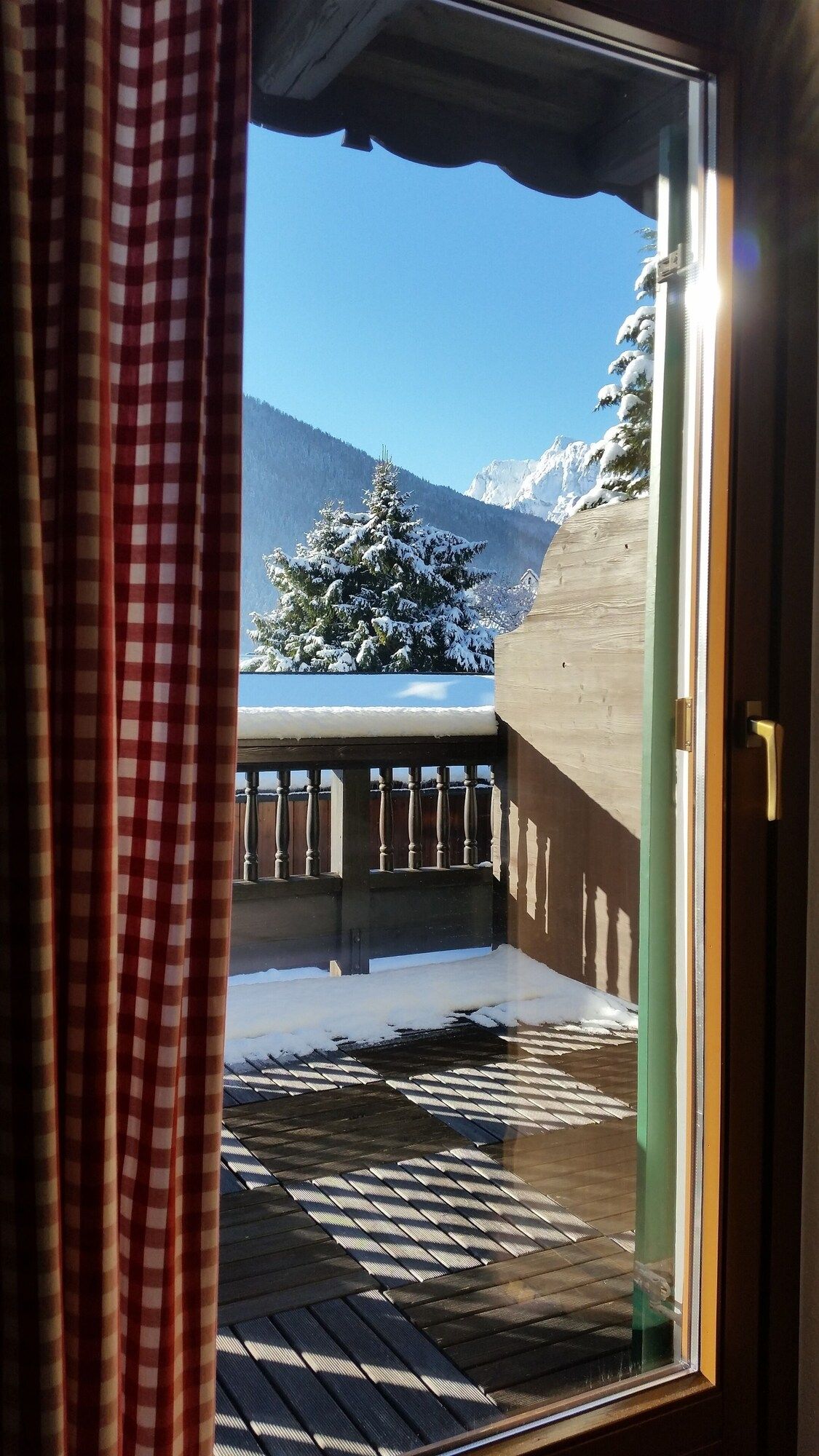 Balcony Photo