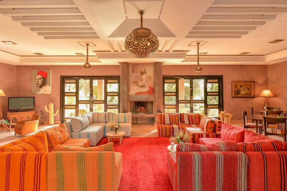 Lounge Photo