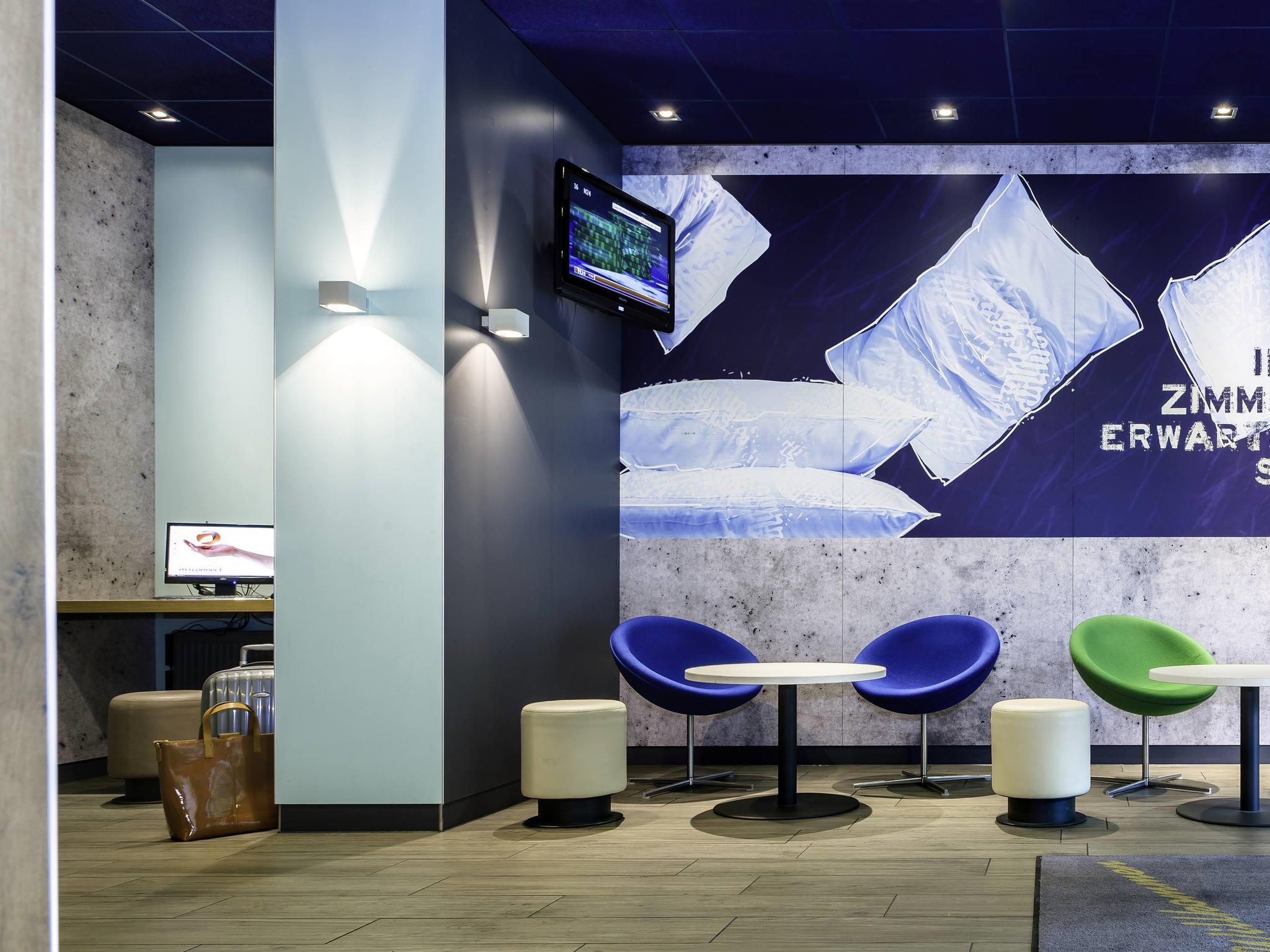 Lounge Photo