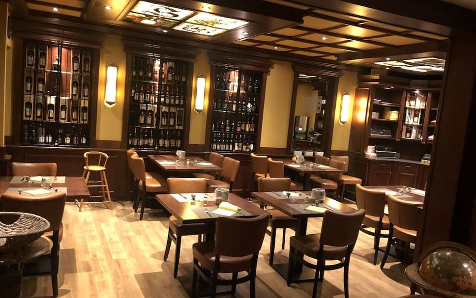 Restaurant Photo