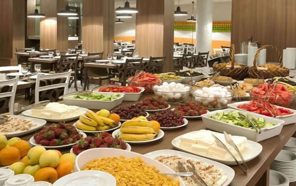Buffet Photo