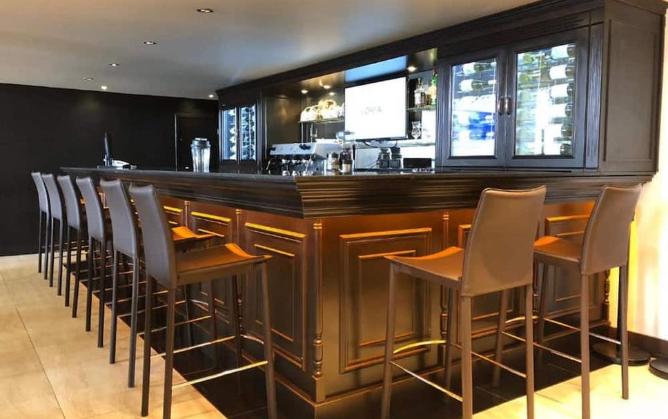 Bar Photo