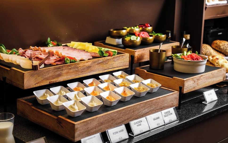 Buffet Photo