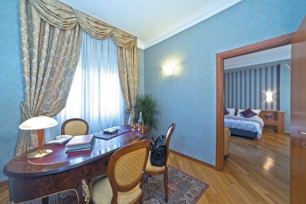 Room amenity