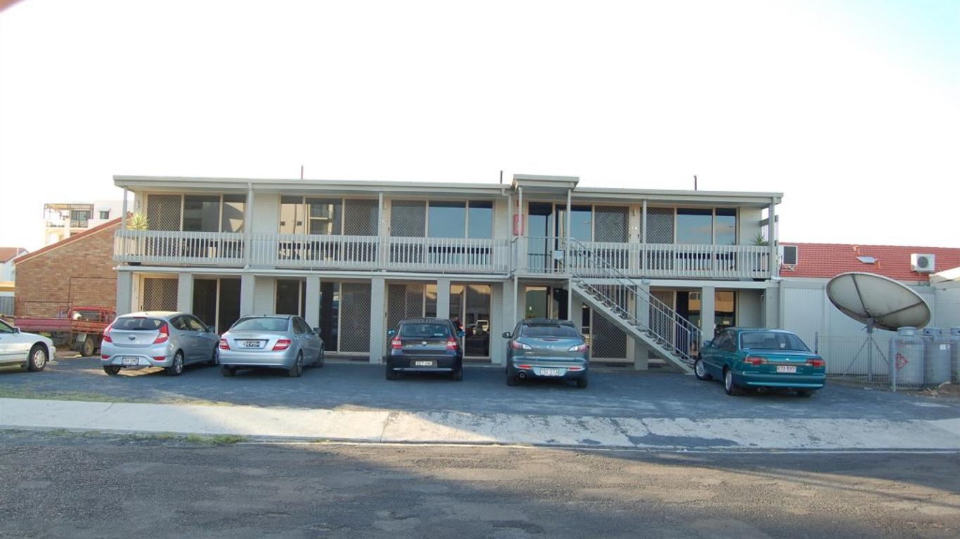 Slipway Hotel Motel