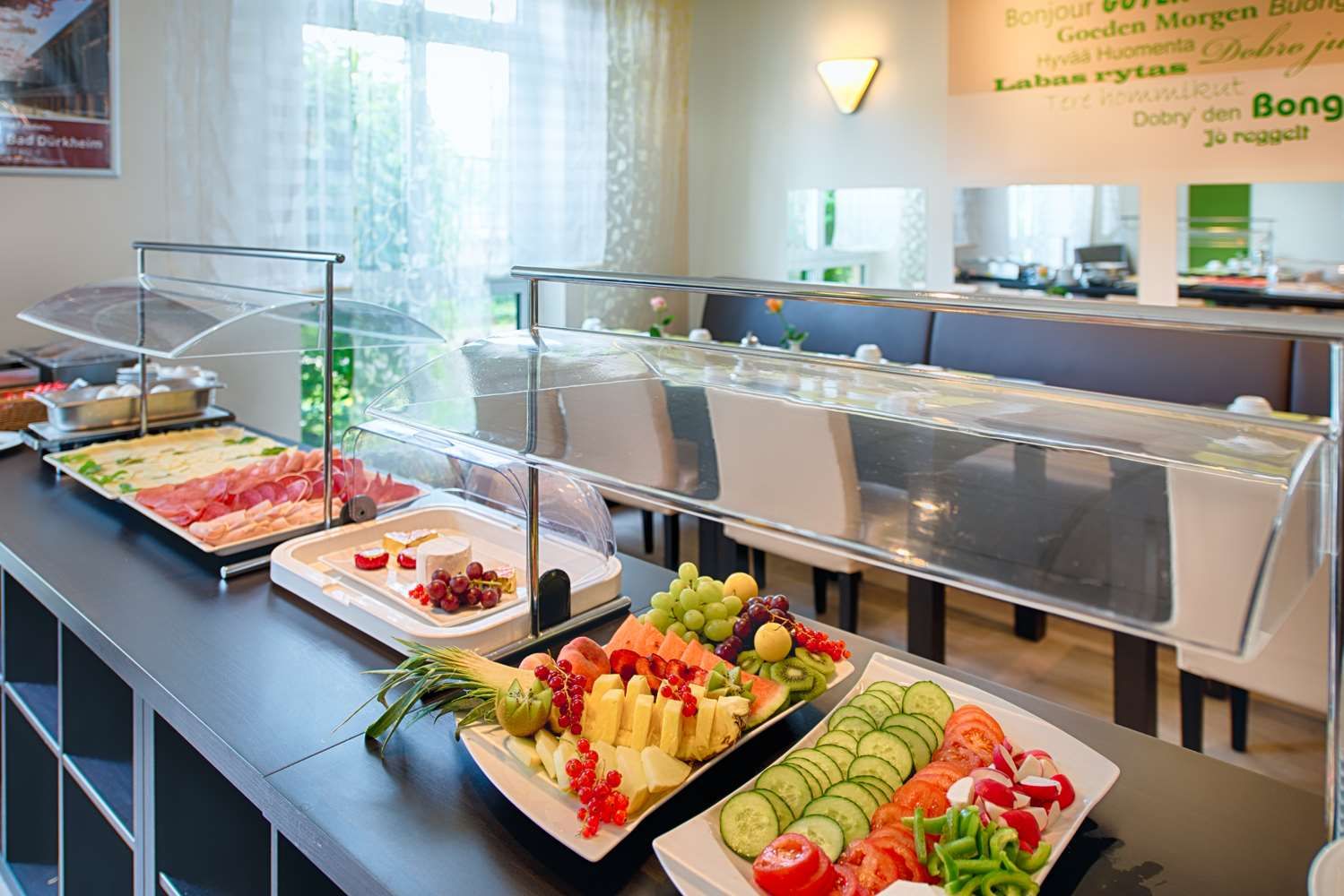 Buffet Photo