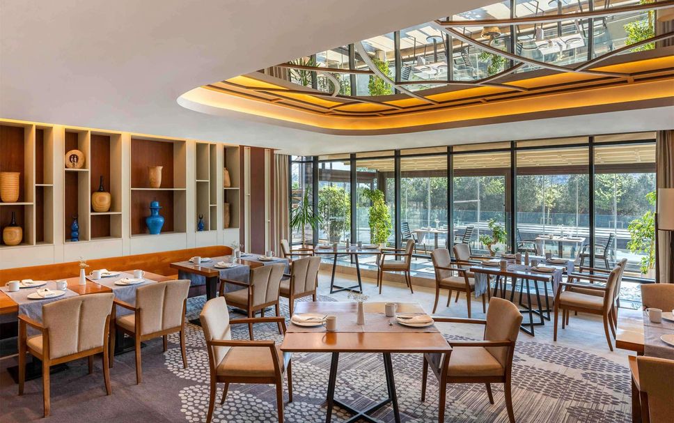 Restaurant Photo