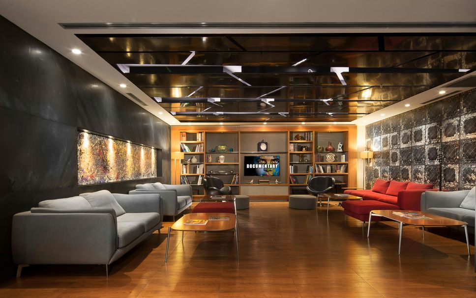 Lounge Photo