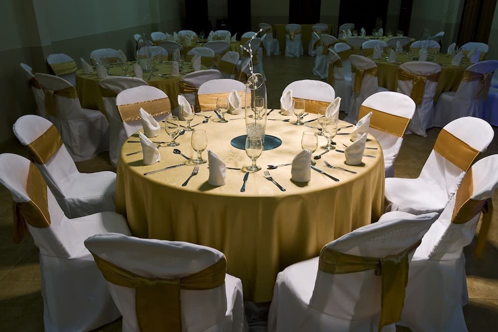 Banquet hall