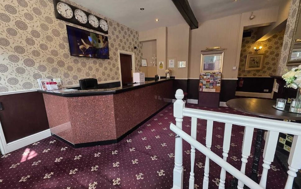 Front desk Photo