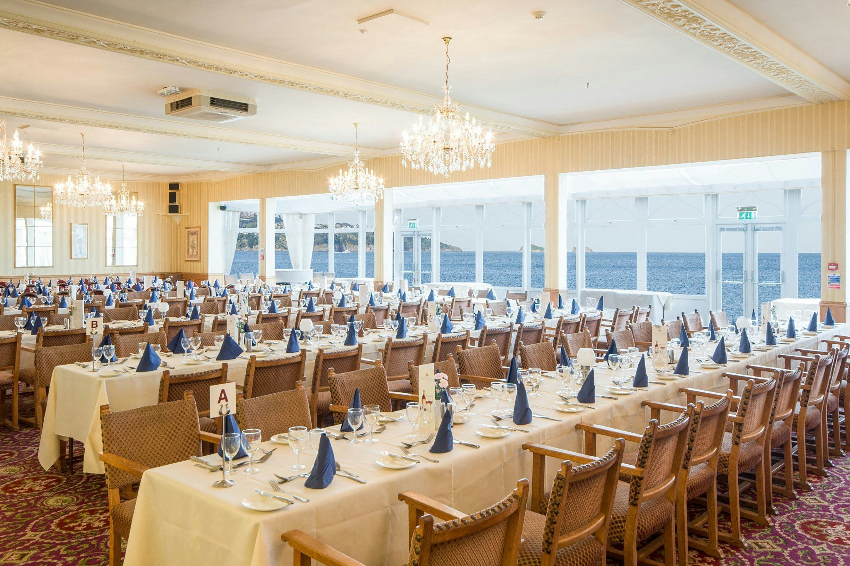 Banquet hall