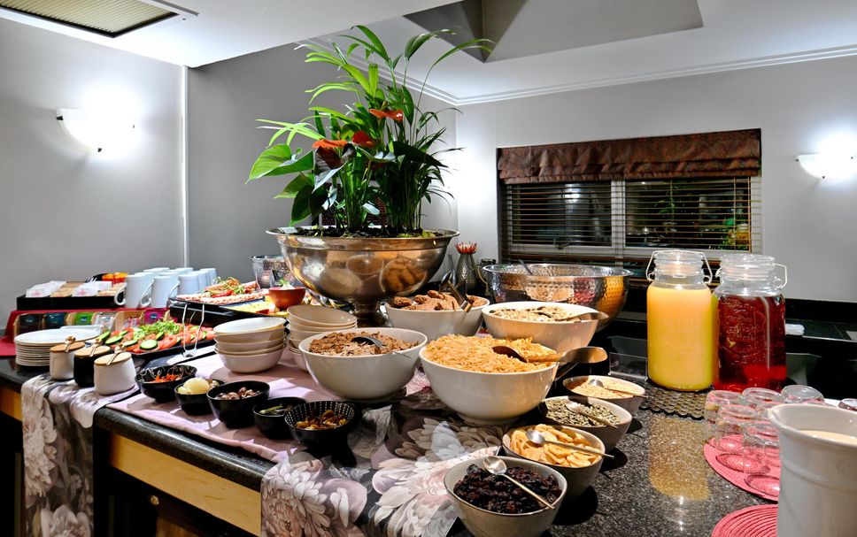 Buffet Photo