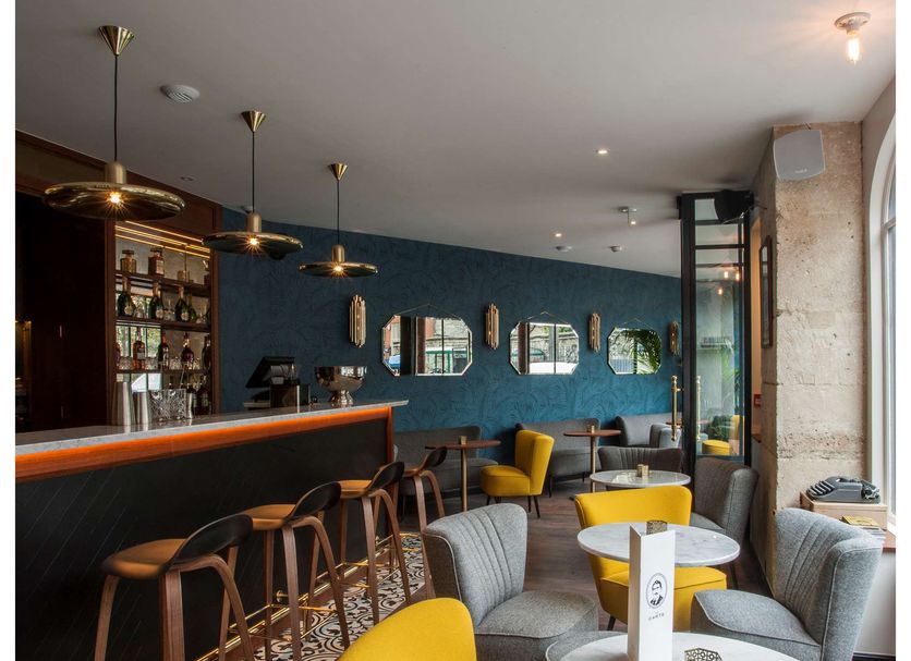 Bar Photo
