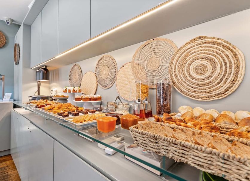 Buffet Photo