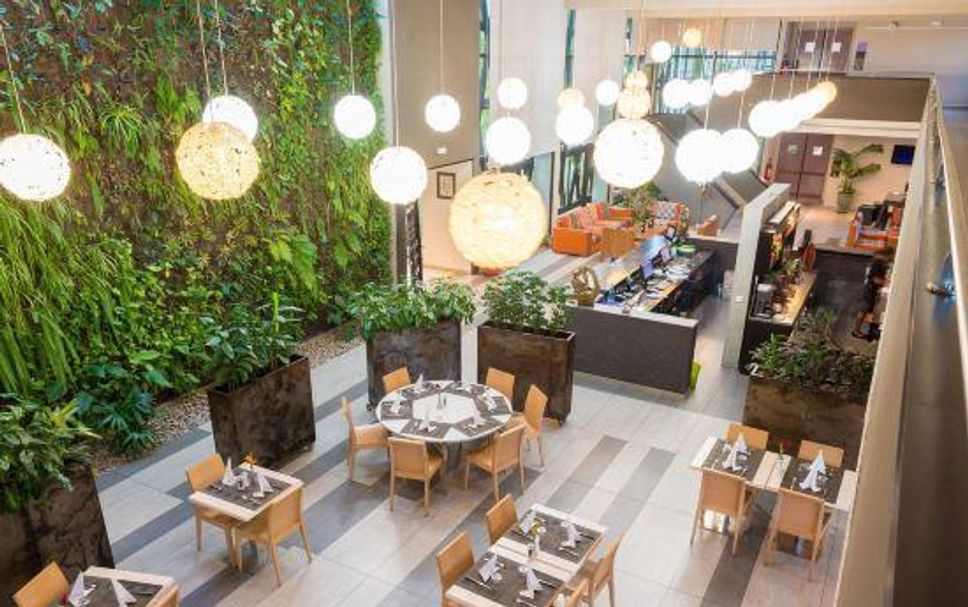 Restaurant Photo