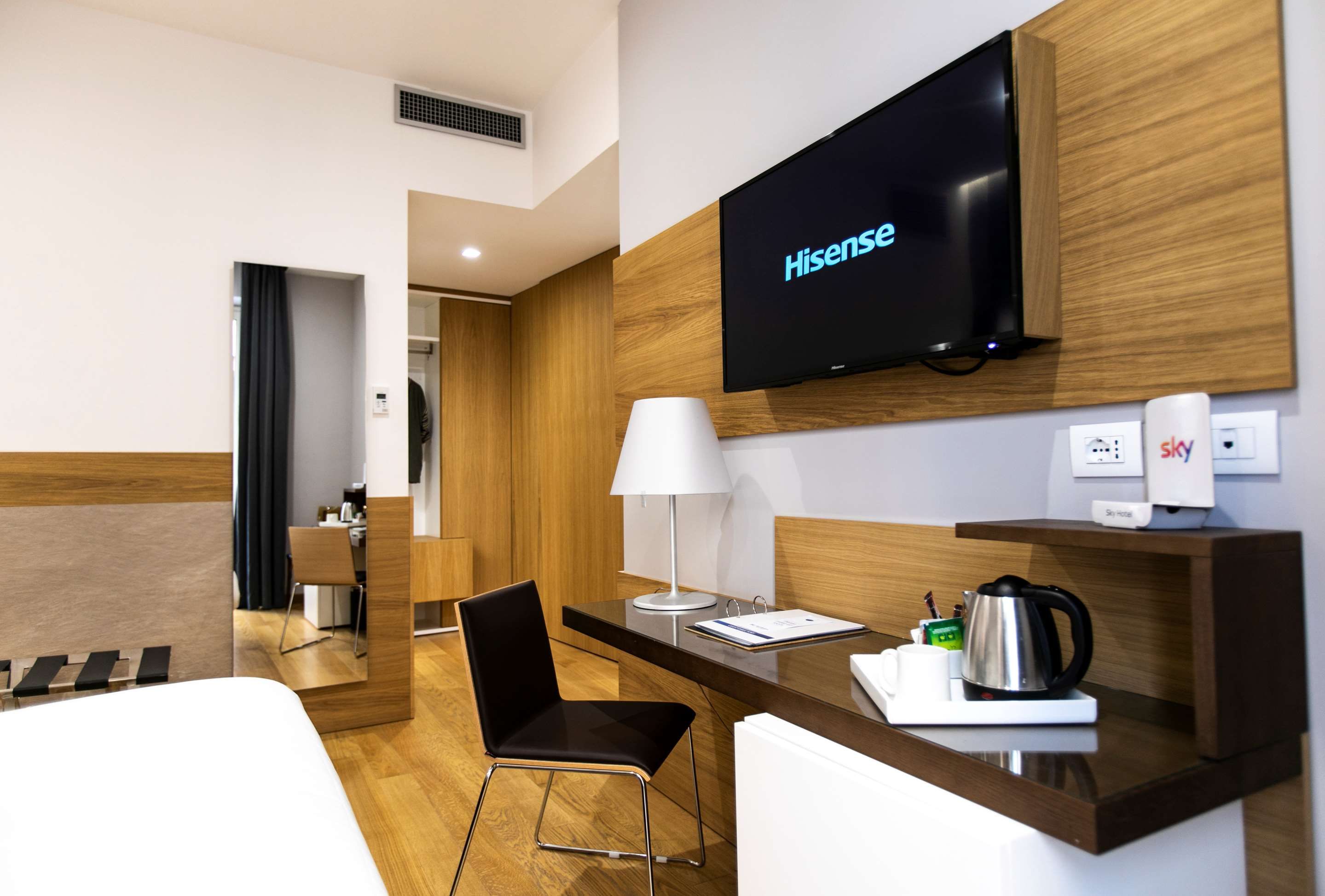 Room amenity
