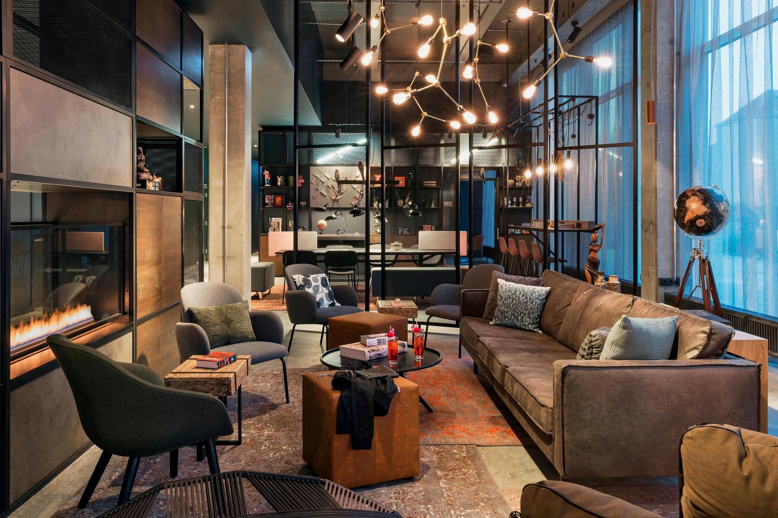 Lounge Photo