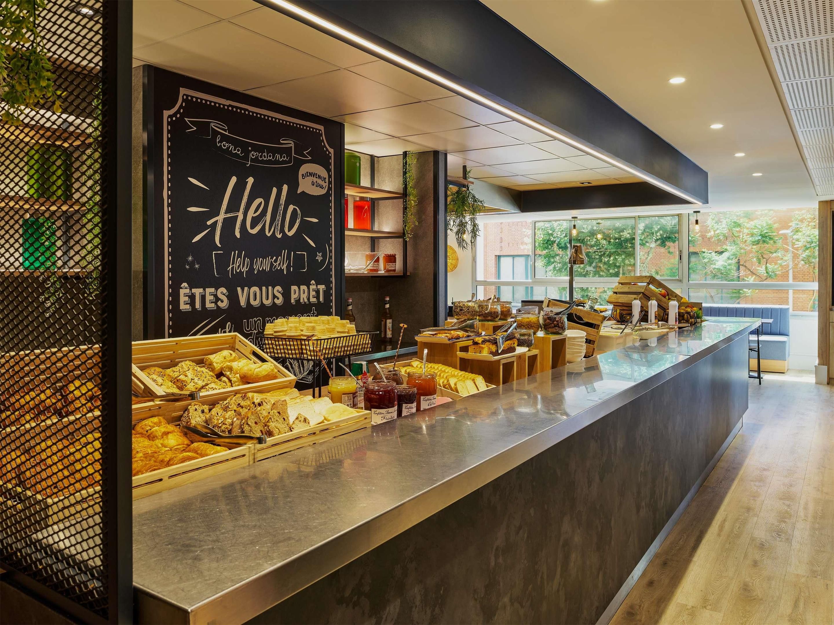 Buffet Photo