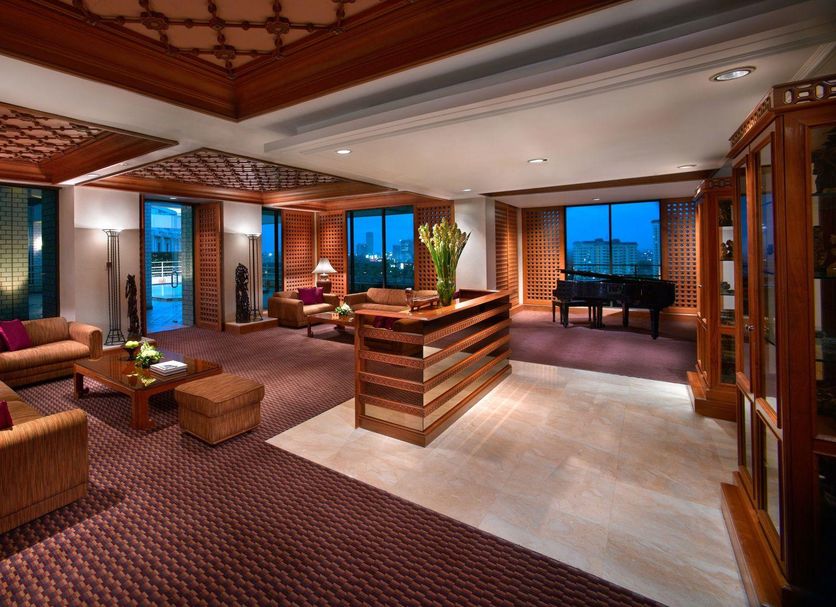 Lounge Photo