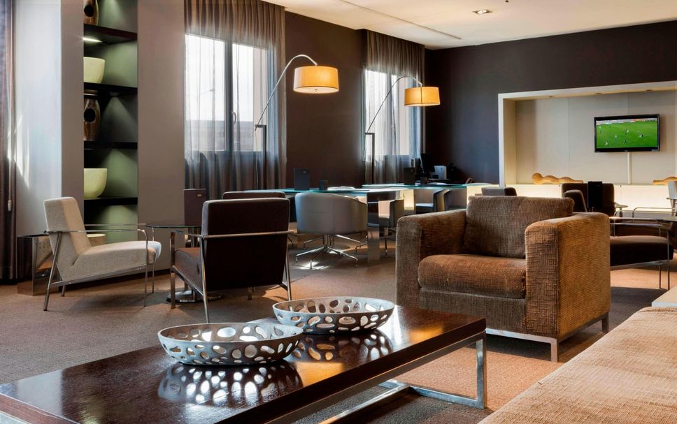 Lounge Photo