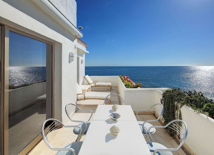 Balcony Photo
