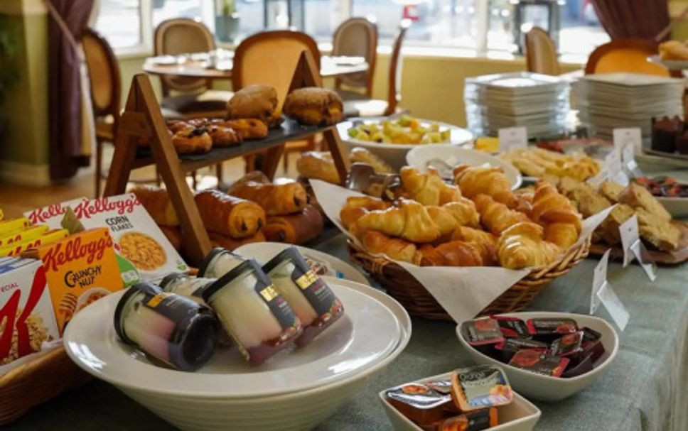 Buffet Photo