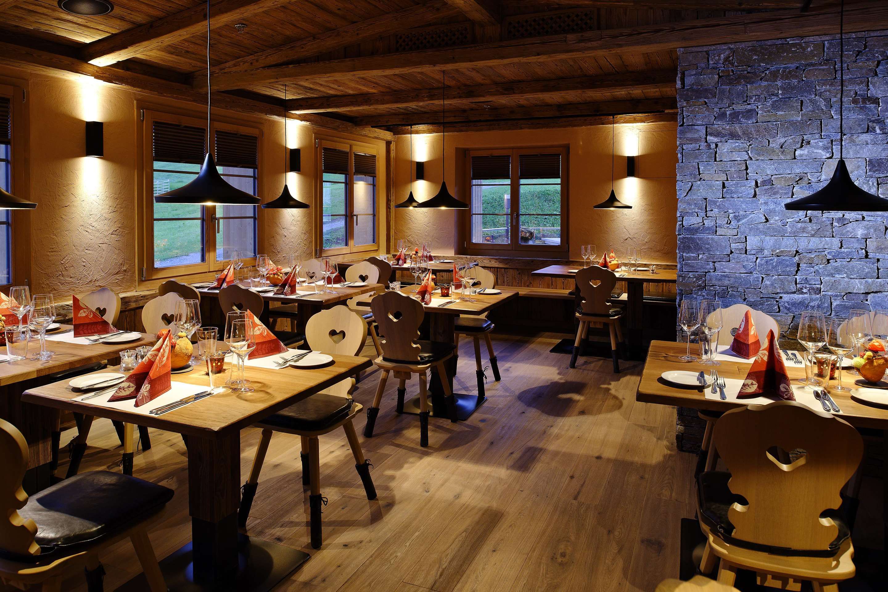 Restaurant Photo