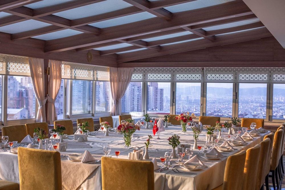Banquet hall
