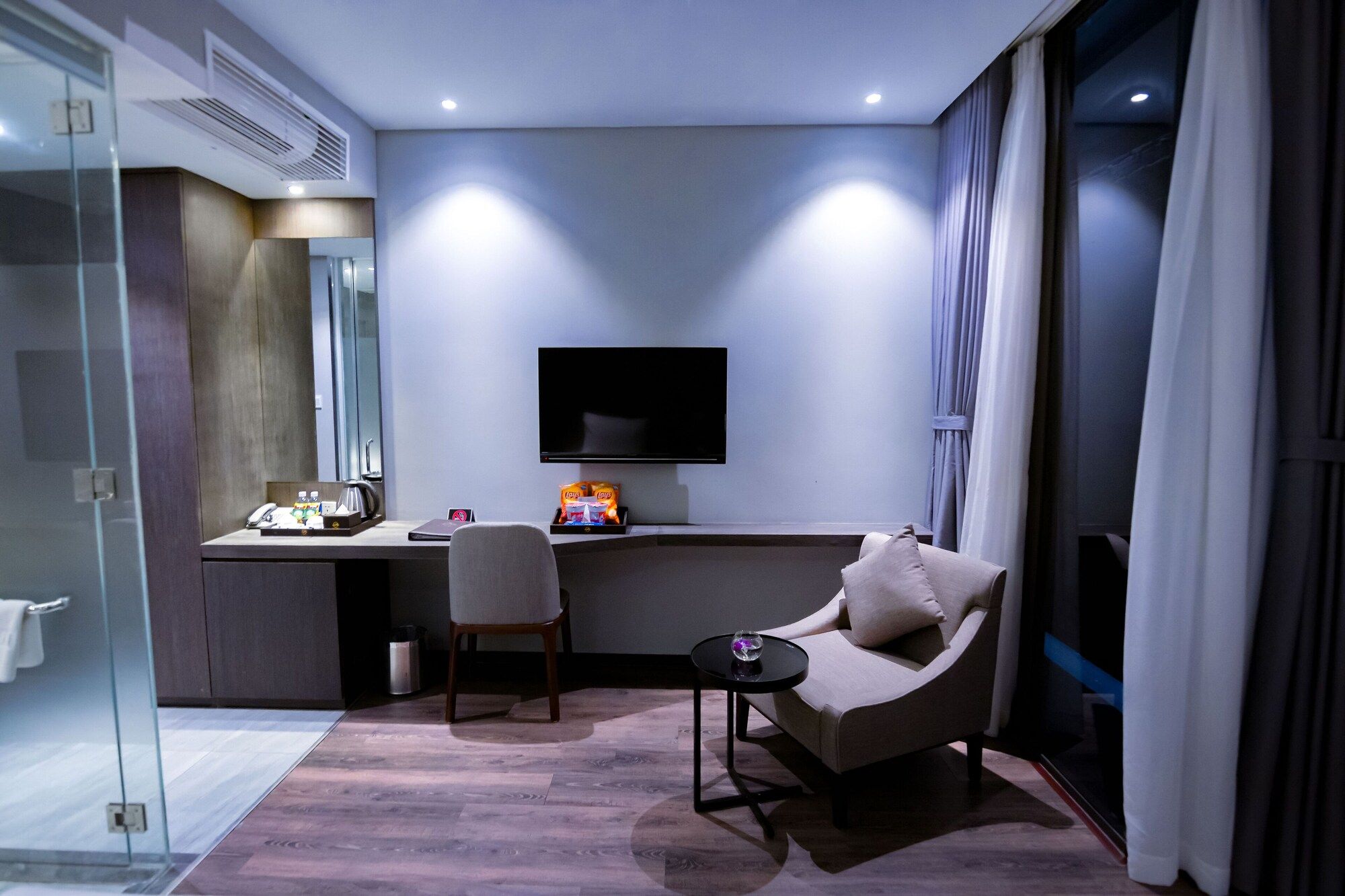 Room amenity