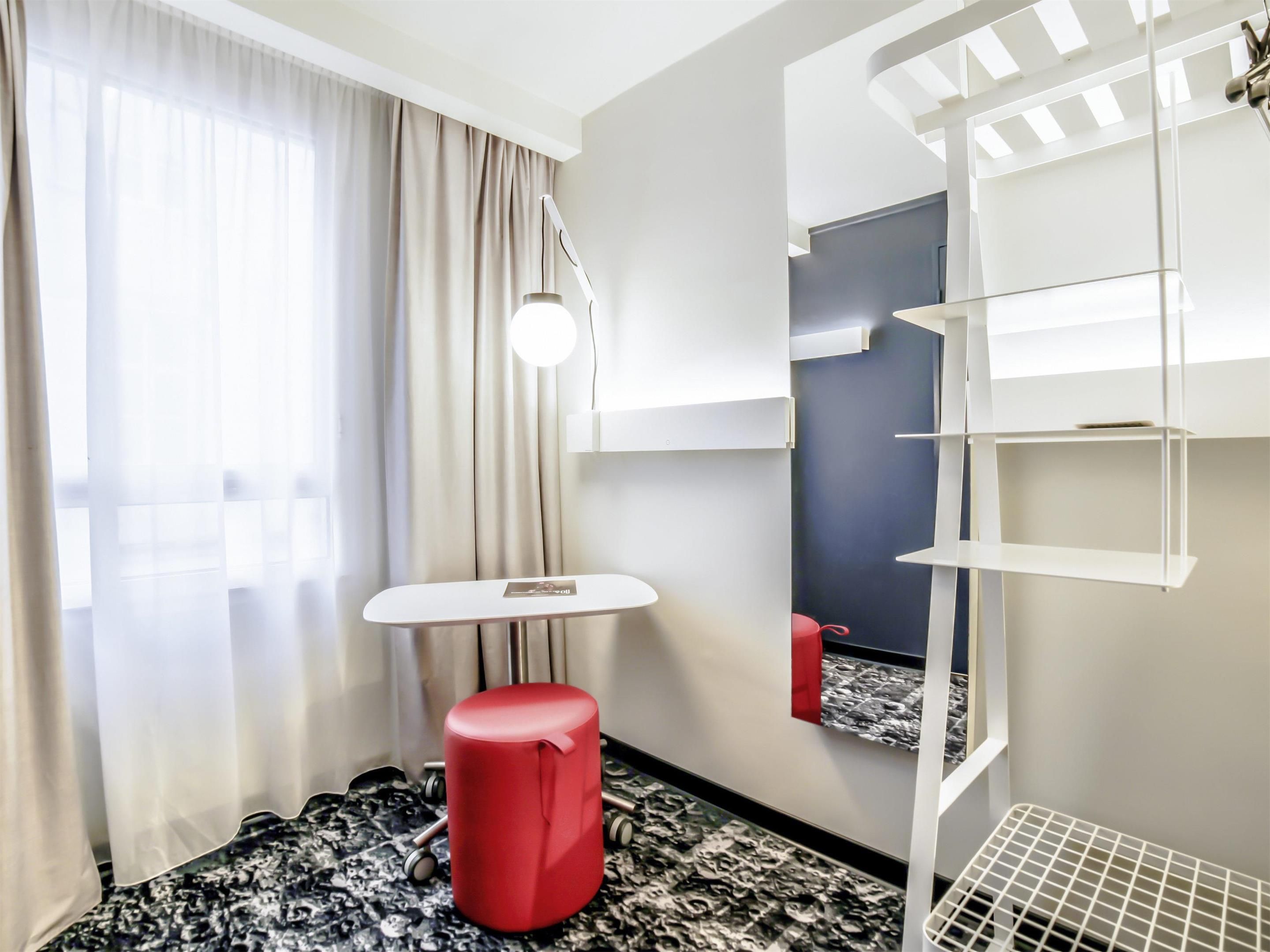 Room amenity