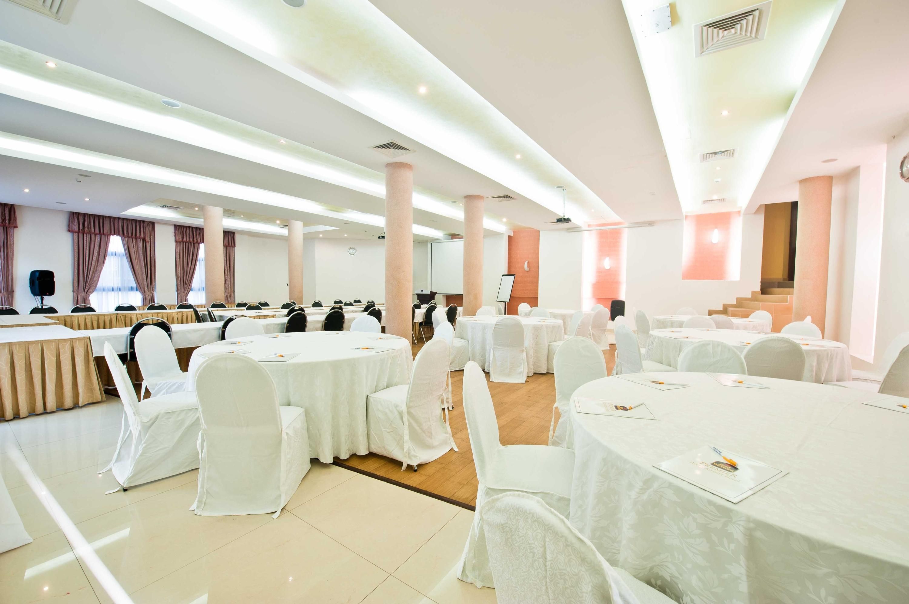 Banquet hall